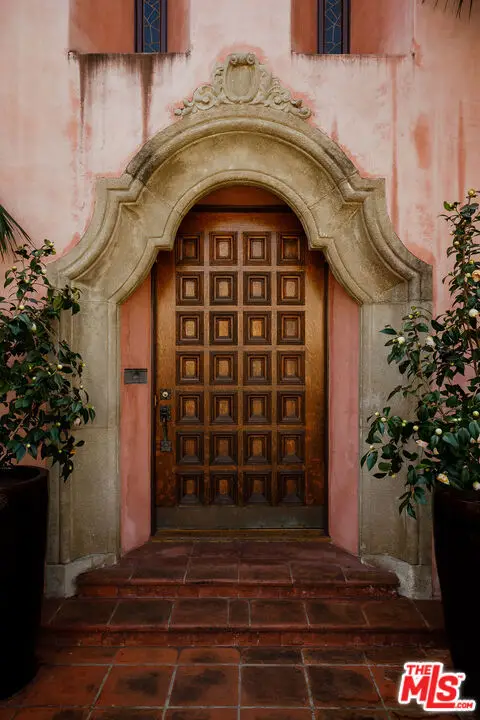 5000 Finley Avenue, Los Angeles, CA 90027 - #2