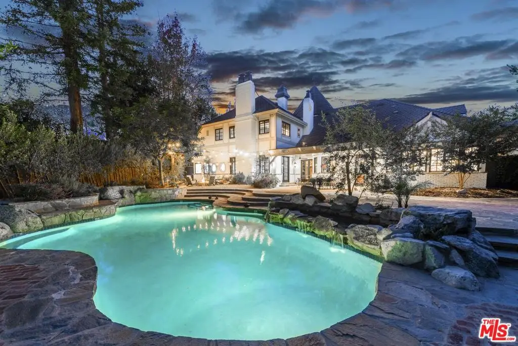 4526 Ellenboro Way, Woodland Hills, CA 91364 - #1