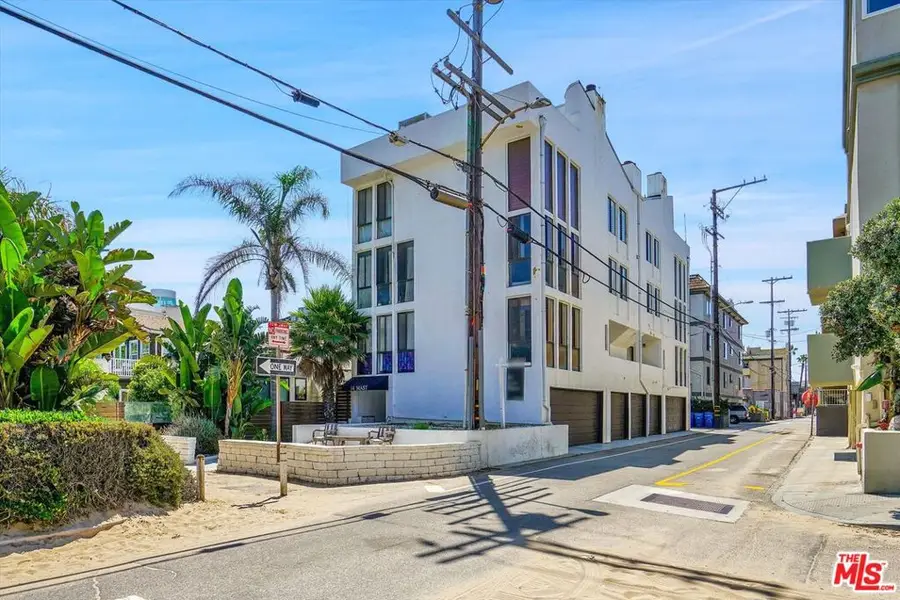 14 Mast Street, Marina Del Rey, CA 90292 - #3