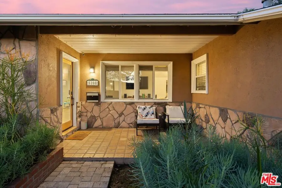 5208 Woodman Avenue, Sherman Oaks, CA 91401 - #2