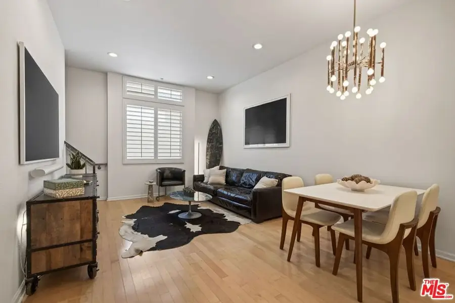 3530 Clarington Avenue #107, Los Angeles, CA 90034 - #2