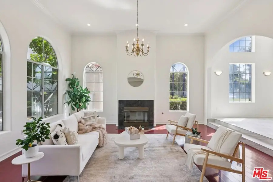 17315 Lassen Street, Northridge, CA 91325 - #3