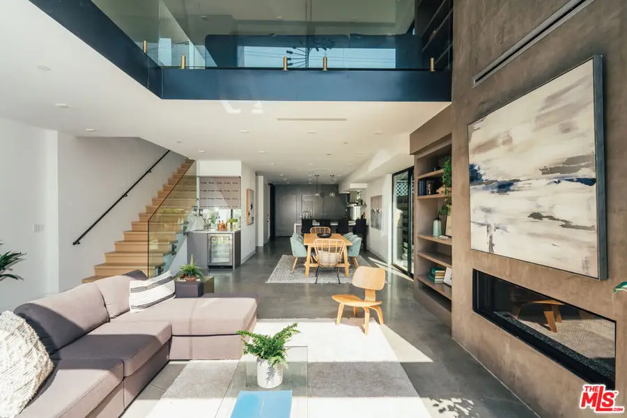 213 Horizon Avenue, Venice, CA 90291 - #3