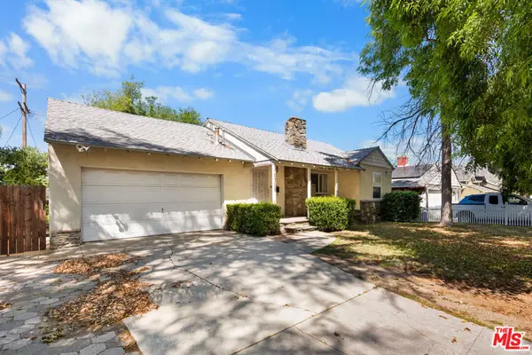 10309 Mcvine Avenue, Sunland, CA 91040