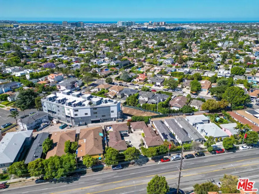 4239 S Centinela Avenue, Los Angeles, CA 90066 - #2