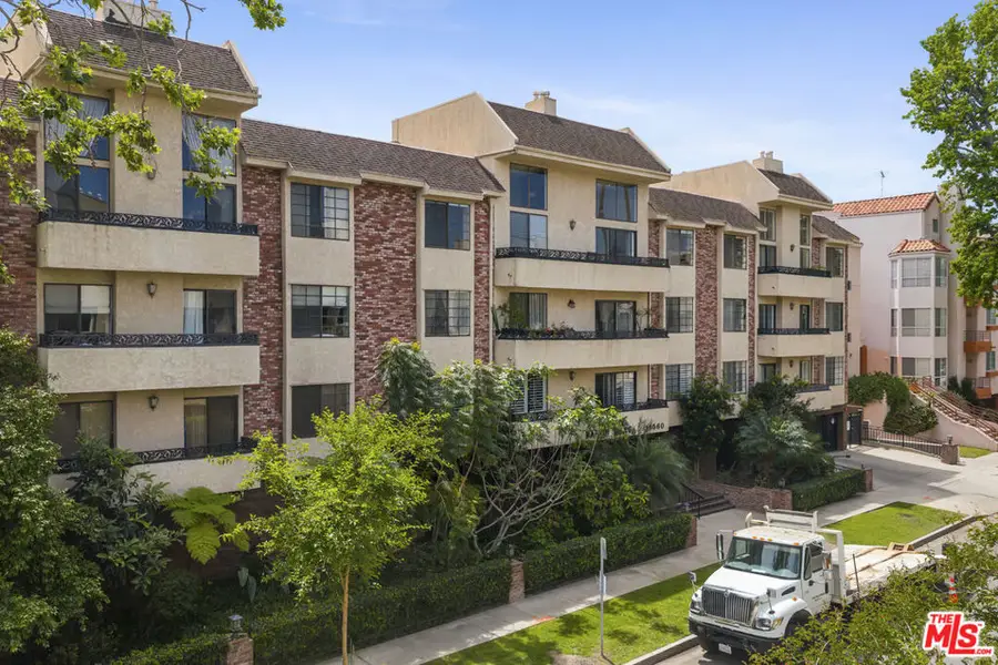 14560 Benefit Street #206, Sherman Oaks, CA 91403 - #3