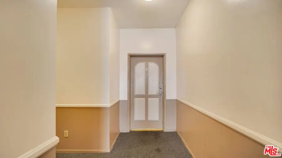 13920 Moorpark Street #106, Sherman Oaks, CA 91423 - #2