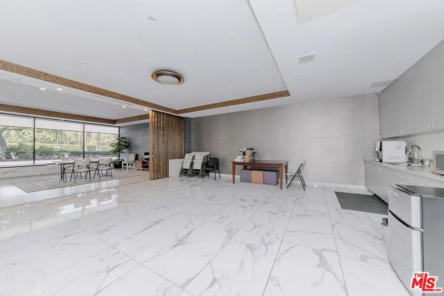 4460 Wilshire Boulevard #705, Los Angeles, CA 90010 - #3