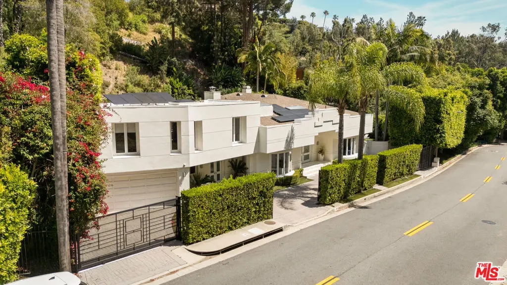 1166 San Ysidro Drive, Beverly Hills, CA 90210 - #1