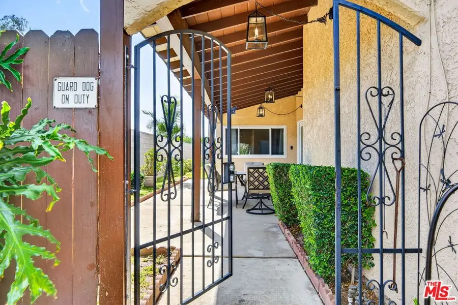 10829 Firmona Avenue, Inglewood, CA 90304 - #2