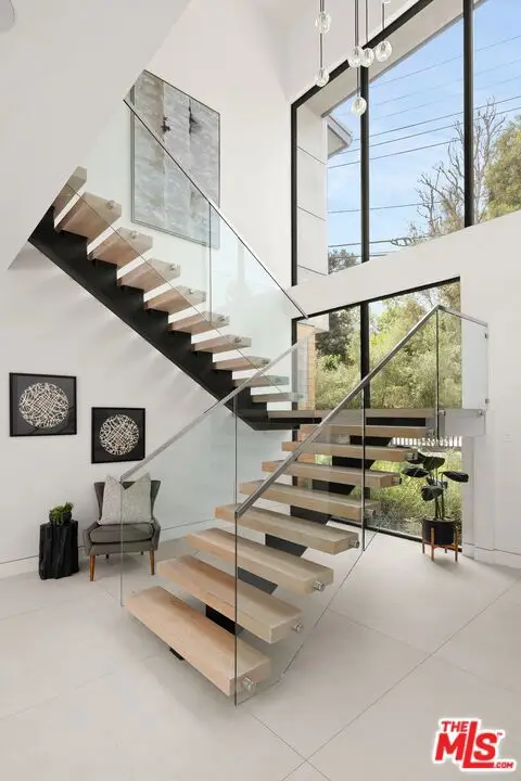 2814 Roscomare Road, Los Angeles, CA 90077 - #2