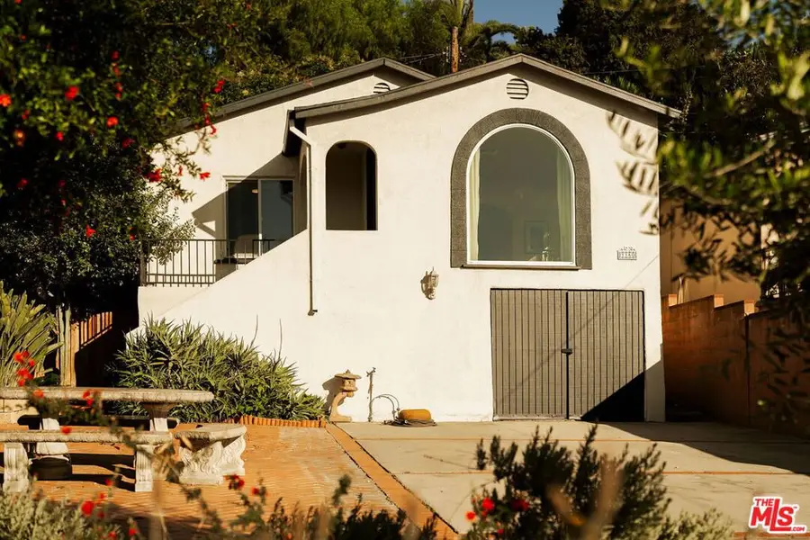 1140 N Evergreen Avenue, Los Angeles, CA 90033 - #2