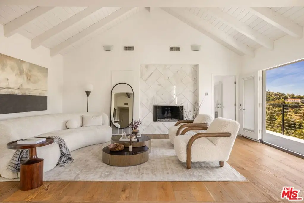 3701 Multiview Drive, Los Angeles, CA 90068 - #1