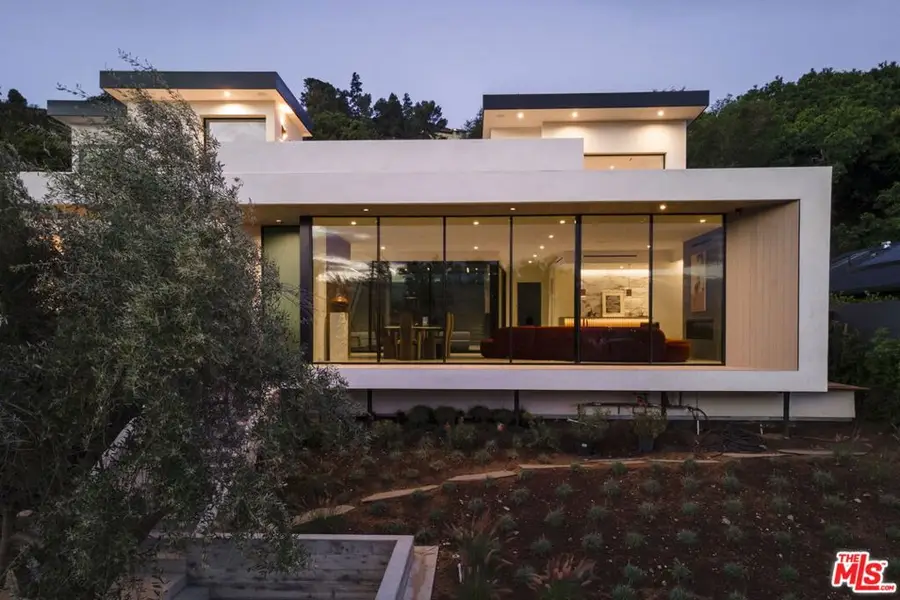 5208 Sanchez Drive, Los Angeles, CA 90008 - #2