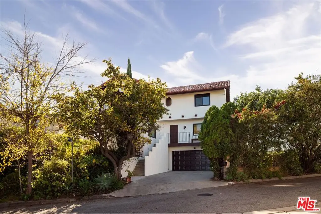 4249 Torreon Drive, Woodland Hills, CA 91364 - #1