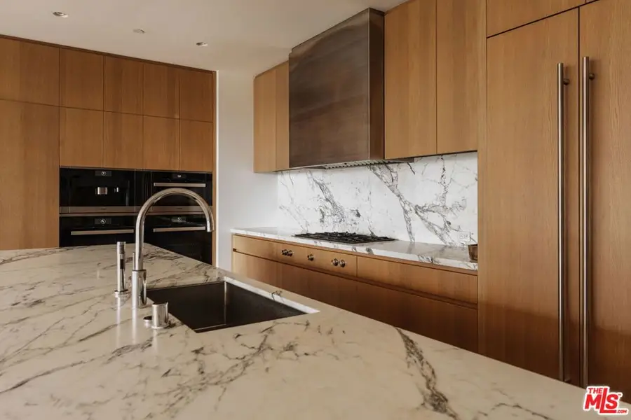 8899 Beverly Boulevard #4G, Los Angeles, CA 90048 - #3