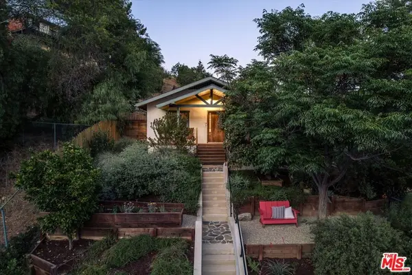 319 W Avenue 45, Los Angeles, CA 90065