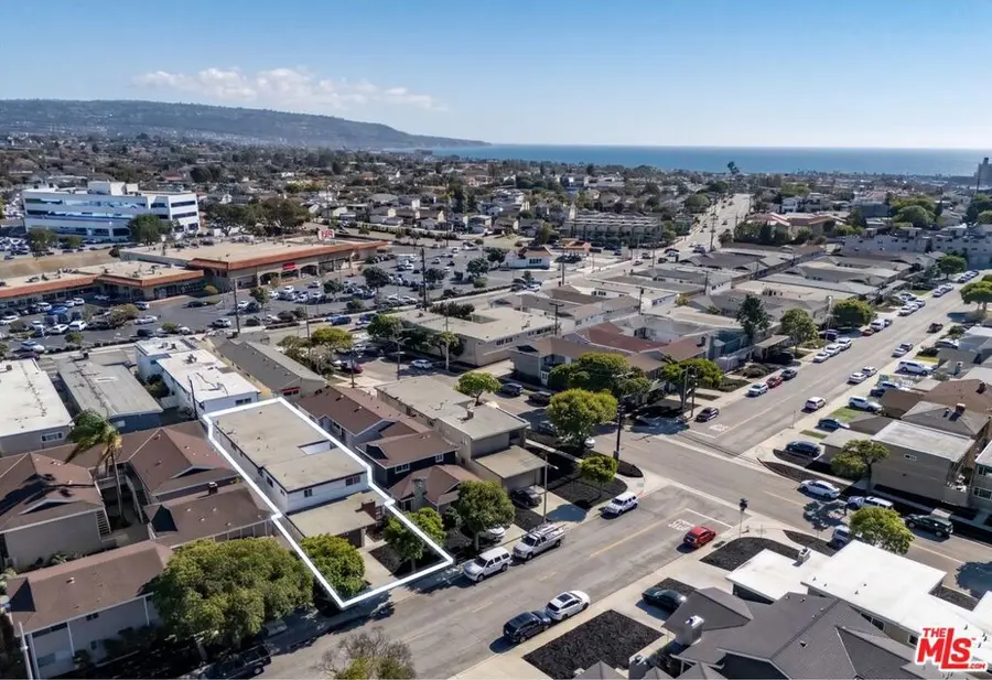 1304 Amethyst Street, Redondo Beach, CA 90277 - #2