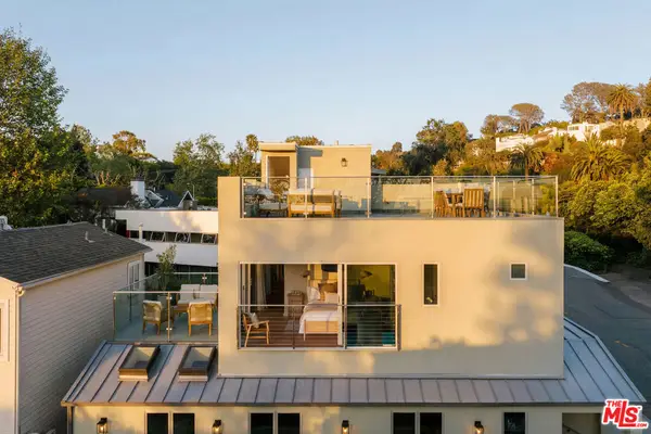 257 Entrada Drive, Santa Monica, CA 90402