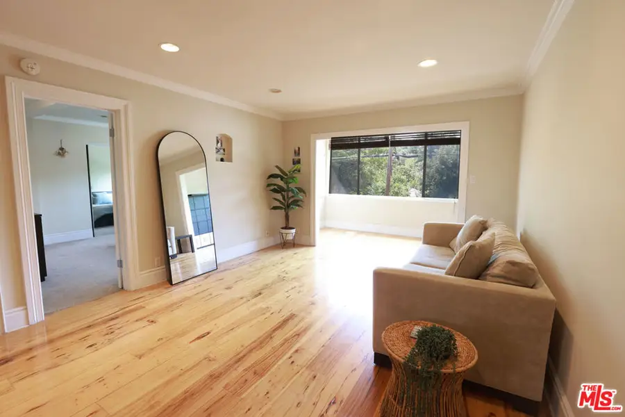 14934 Dickens Street #19, Sherman Oaks, CA 91403 - #2