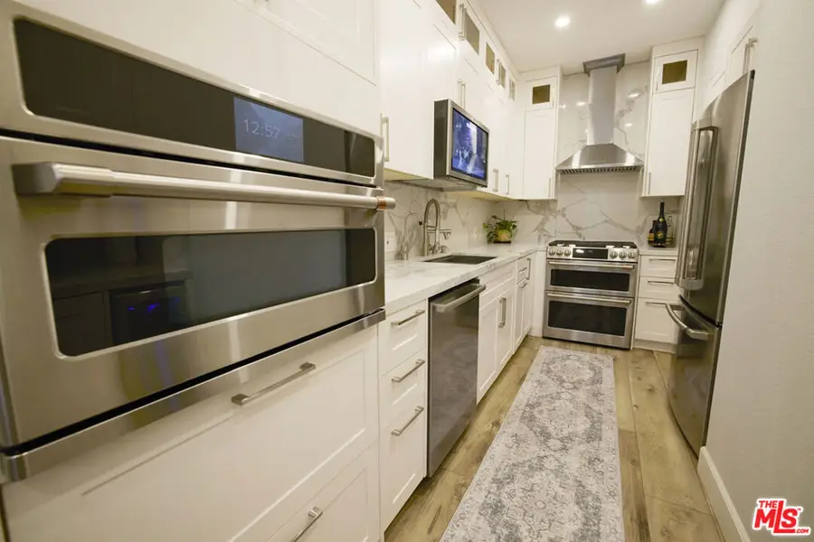 14844 Dickens Street #108, Sherman Oaks, CA 91403 - #2