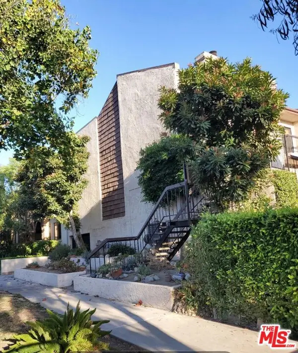 4128 W Hood Avenue #B, Burbank, CA 91505