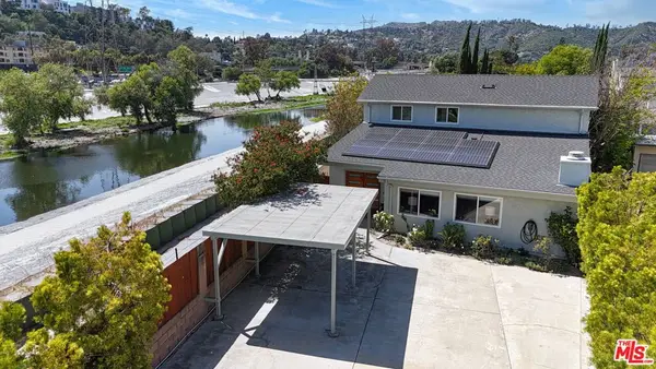2901 Gracia Street, Los Angeles, CA 90039