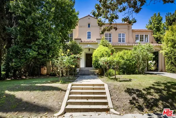 2007 N Hobart Boulevard, Los Angeles, CA 90027