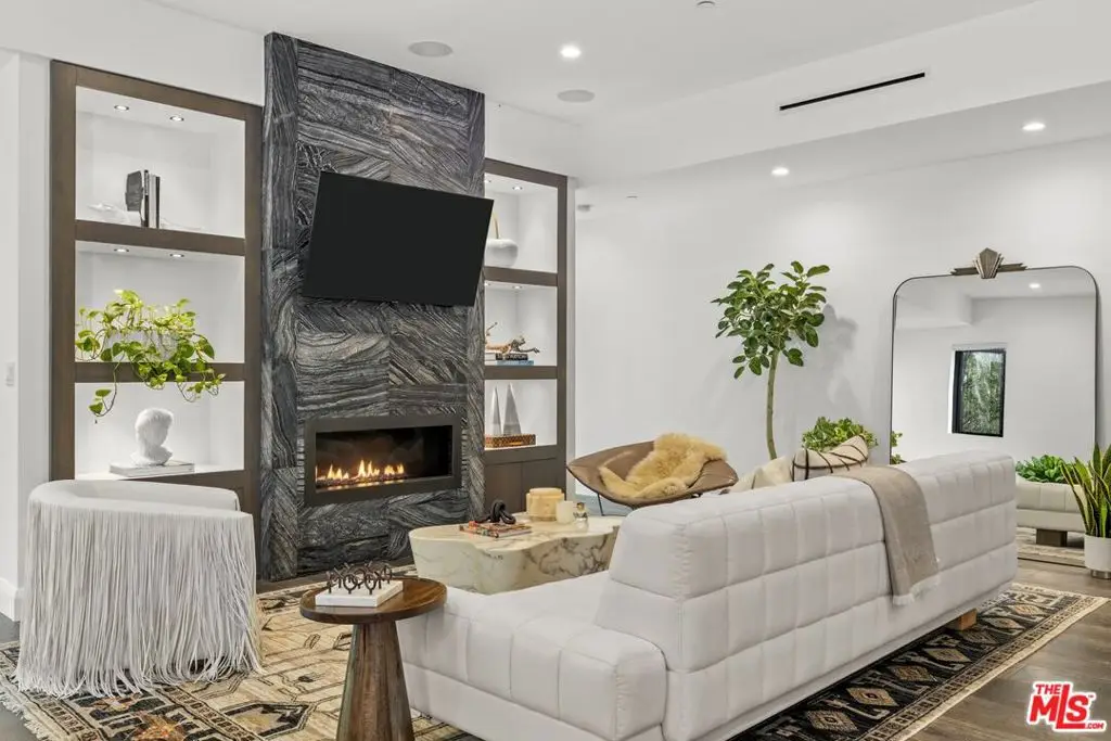 732 Huntley Drive #A, West Hollywood, CA 90069 - #1