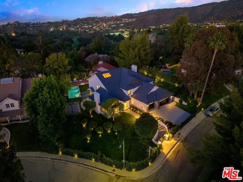 4050 Clarinda Drive, Tarzana, CA 91356 - #1