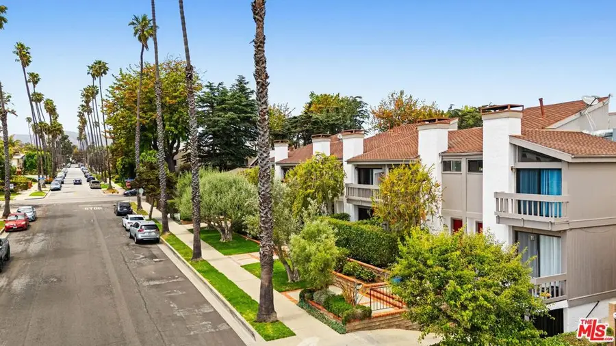 1015 21st Street #B, Santa Monica, CA 90403 - #3