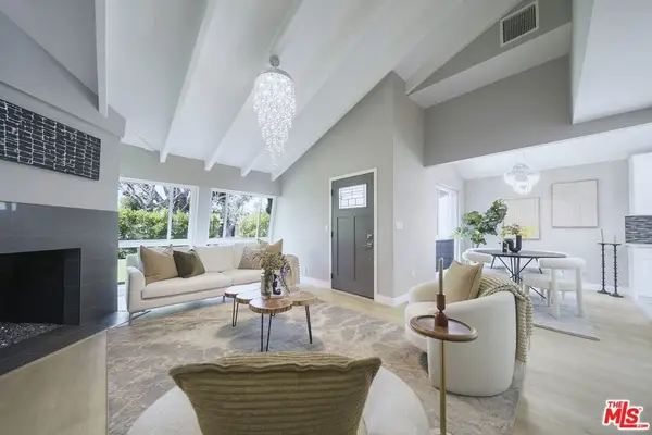5628 Cleon Avenue, North Hollywood, CA 91601