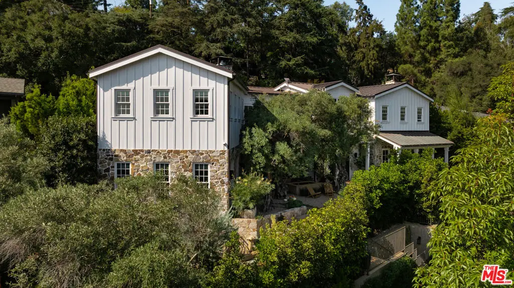 664 Elkins Road, Los Angeles, CA 90049 - #1