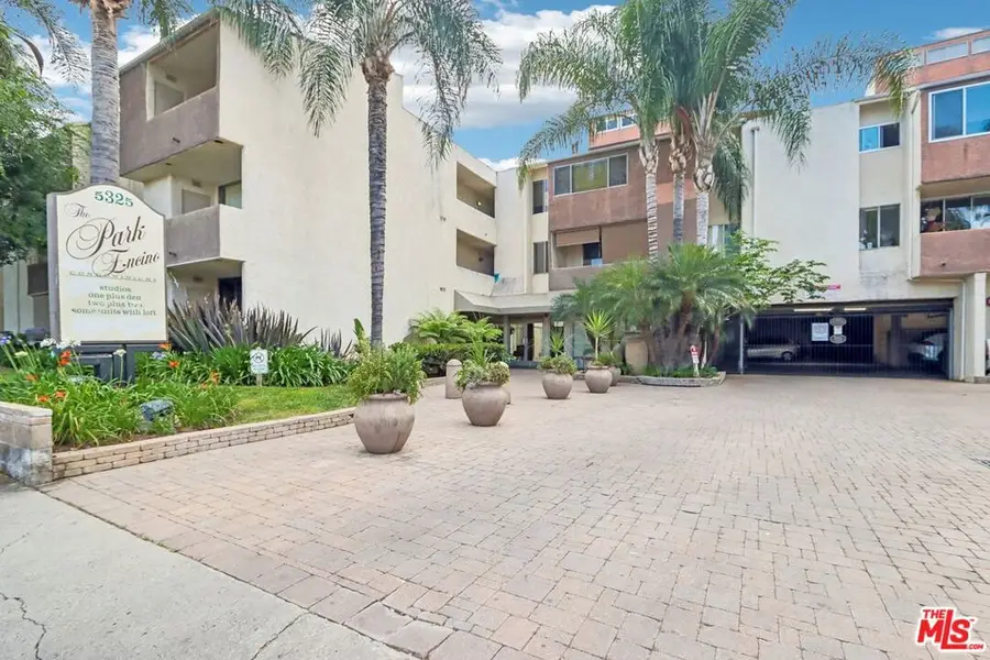 5325 Newcastle Avenue #201, Encino, CA 91316 - #3