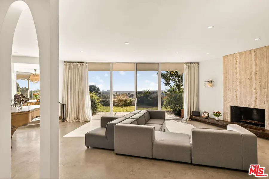 5337 Shenandoah Avenue, Los Angeles, CA 90056 - #2