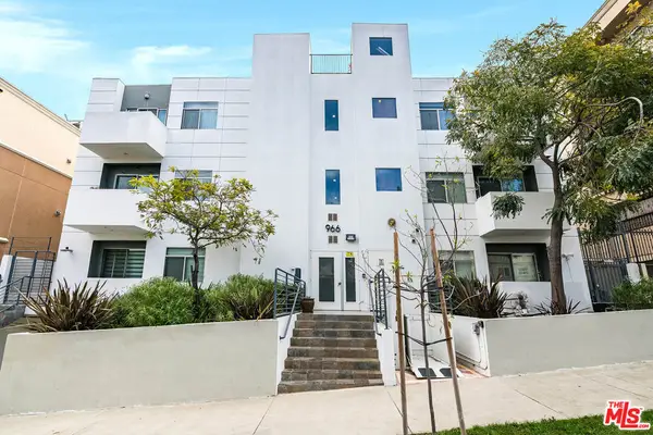 966 S St Andrews Place #104, Los Angeles, CA 90019