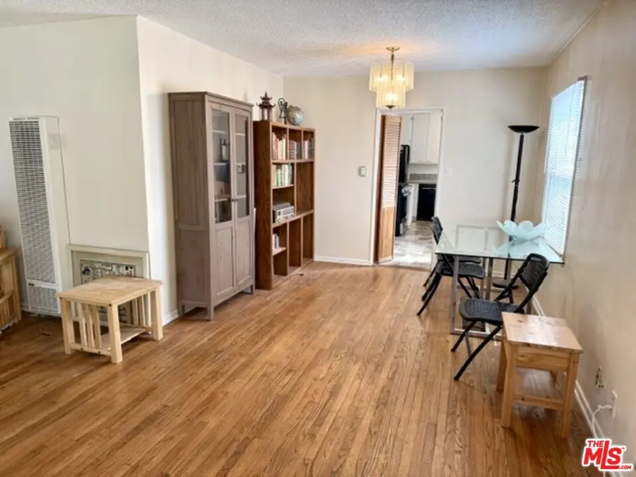 2816 S Bentley Avenue, Los Angeles, CA 90064 - #3