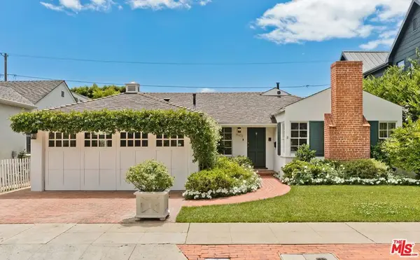 11432 Cashmere Street, Los Angeles, CA 90049