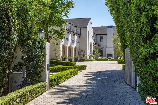 11951 Pinnacle Place, Beverly Hills, CA 90210