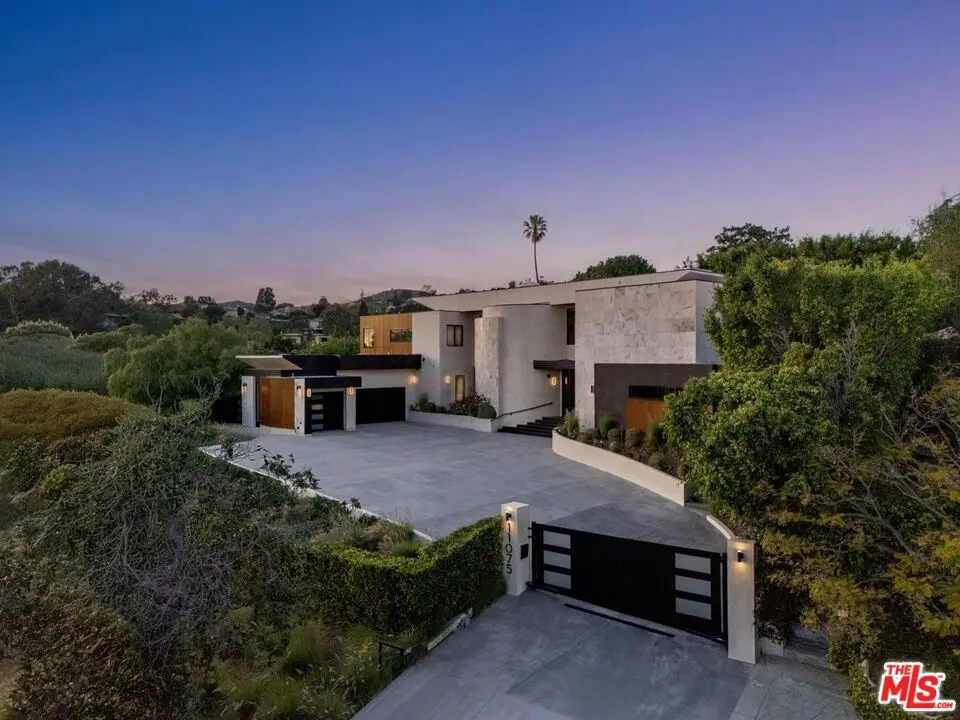11075 W Sunset Boulevard, Los Angeles, CA 90049 - #1