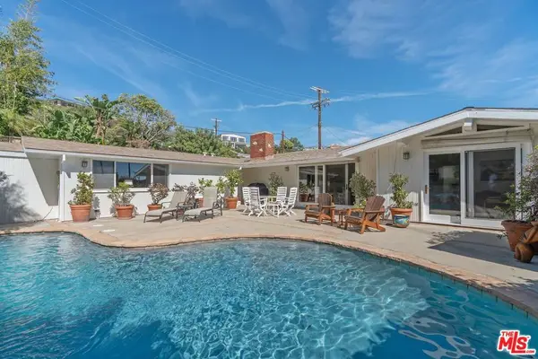 913 Chattanooga Avenue, Pacific Palisades, CA 90272