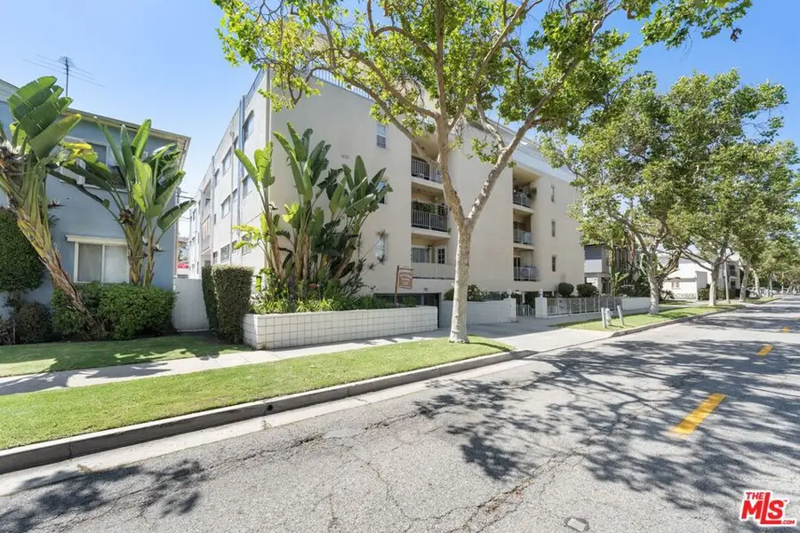 423 S Rexford Drive #303, Beverly Hills, CA 90212 - #2