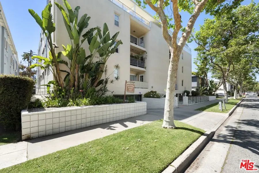 423 S Rexford Drive #303, Beverly Hills, CA 90212 - #3