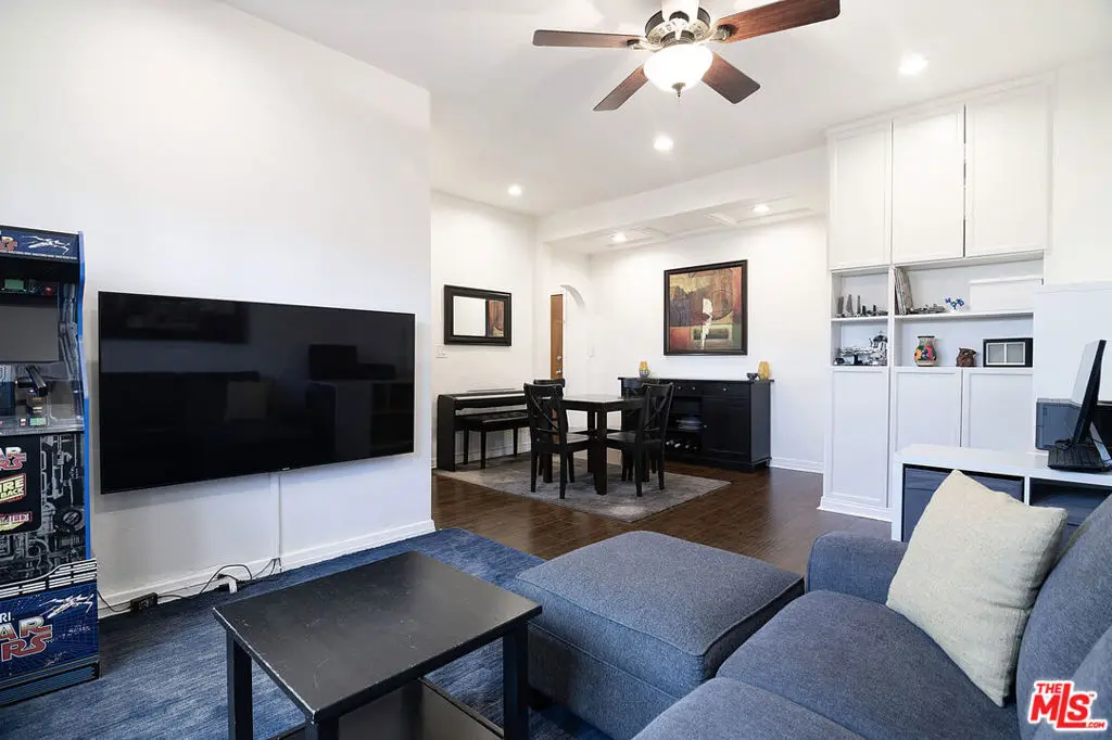 340 N Oakhurst Drive #205, Beverly Hills, CA 90210 - #1