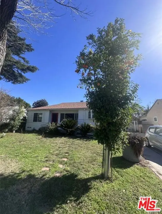 6038 Allott Avenue, Van Nuys, CA 91401