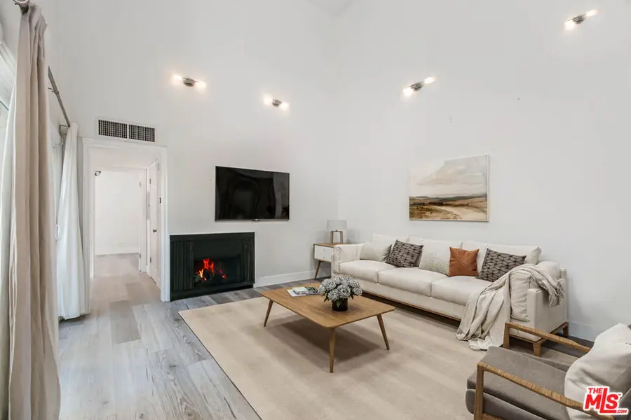 1339 N Columbus Avenue #304, Glendale, CA 91202 - #2