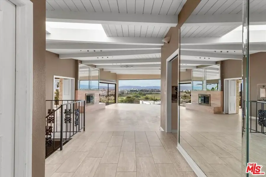 243 Montreal Street, Playa Del Rey, CA 90293 - #3