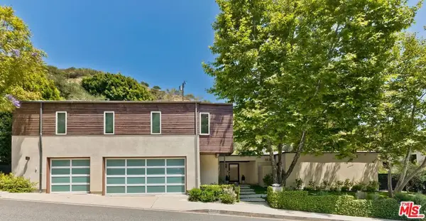 1262 N Norman Place, Los Angeles, CA 90049