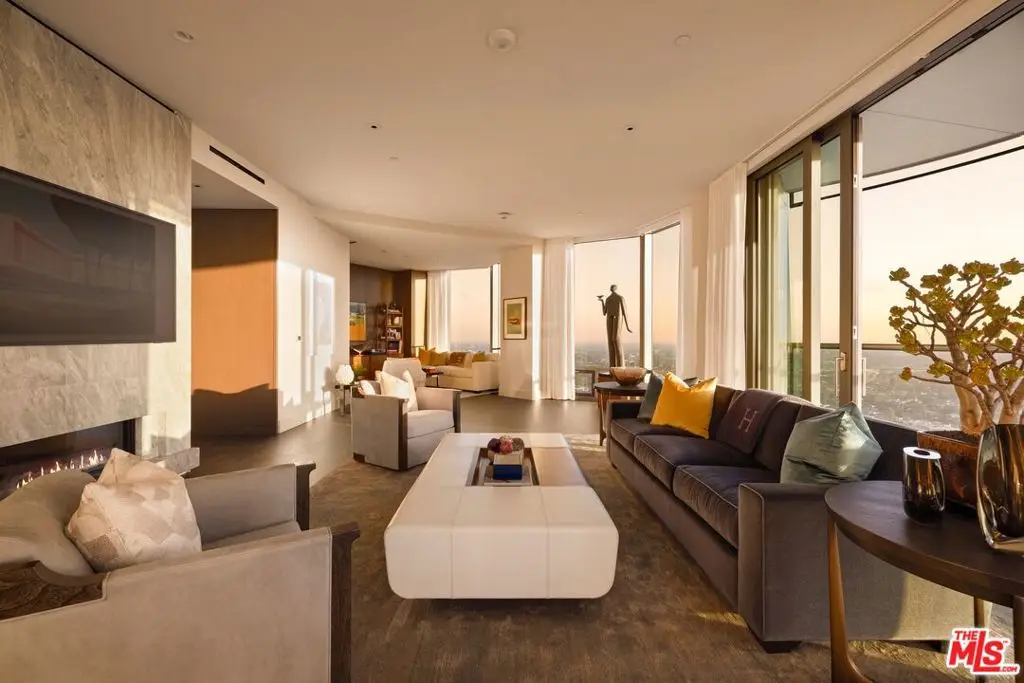 211 W Elm Court #28A, Los Angeles, CA 90067 - #1
