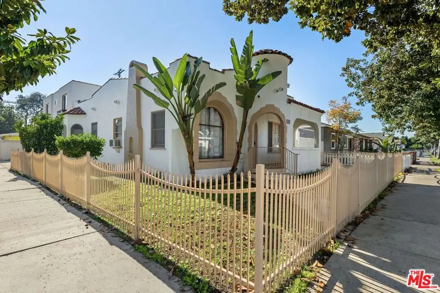 496 E 52nd Street, Long Beach, CA 90805 - #2